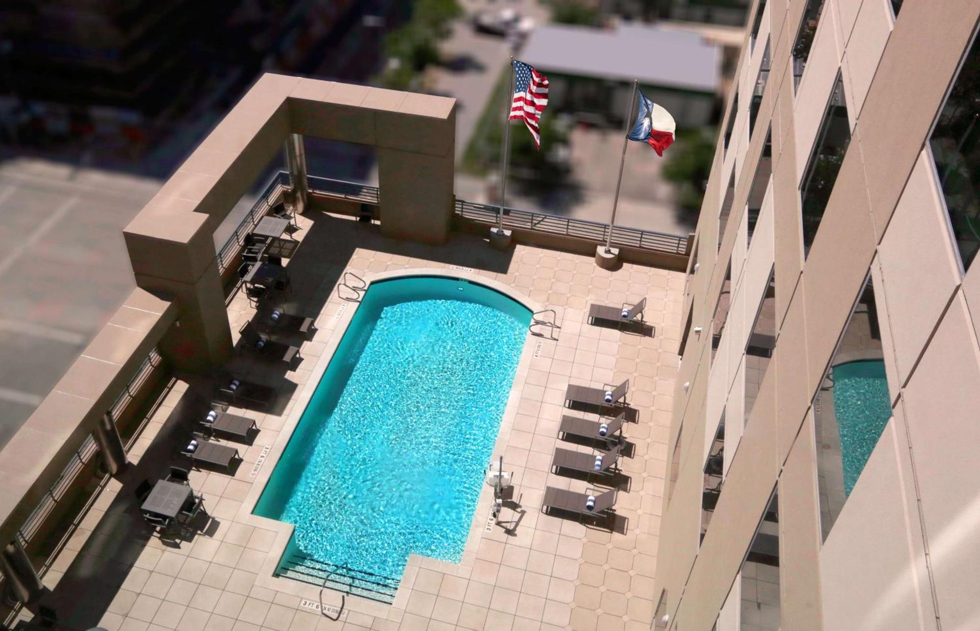 Hampton Inn Houston Downtown מראה חיצוני תמונה